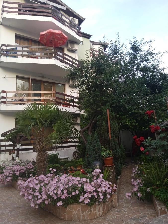 Guest House Urdoviza คีตาน ภายนอก รูปภาพ